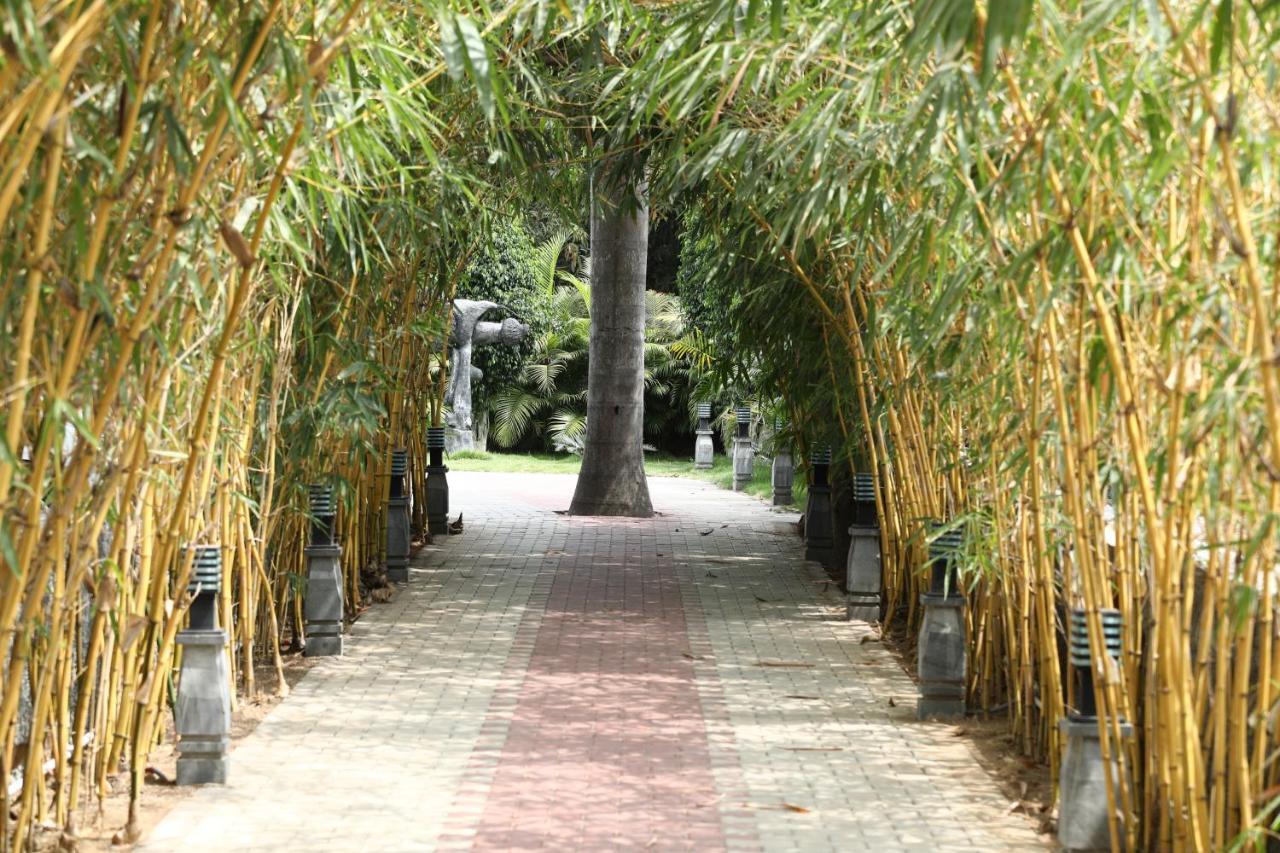 Celebrity Resort Chennai Tambaram Luaran gambar