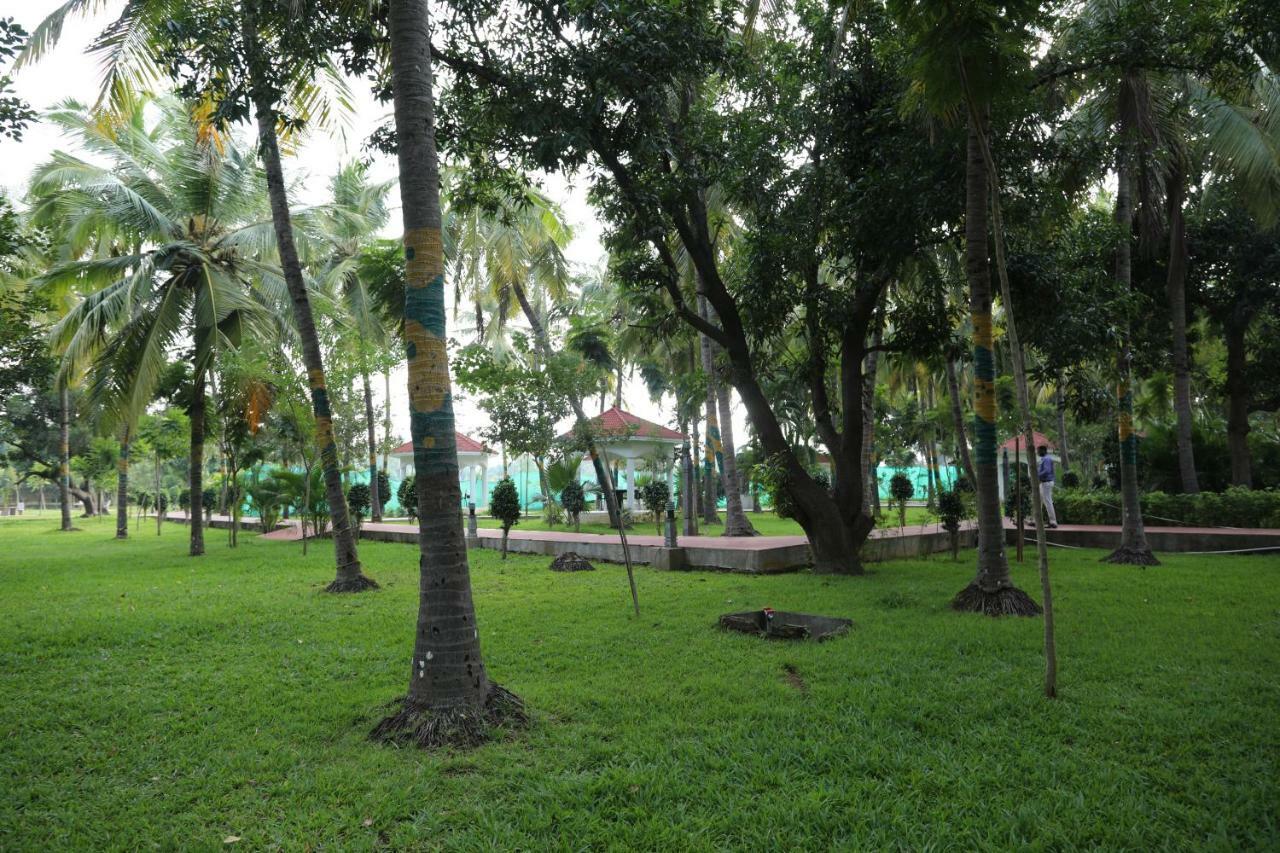 Celebrity Resort Chennai Tambaram Luaran gambar