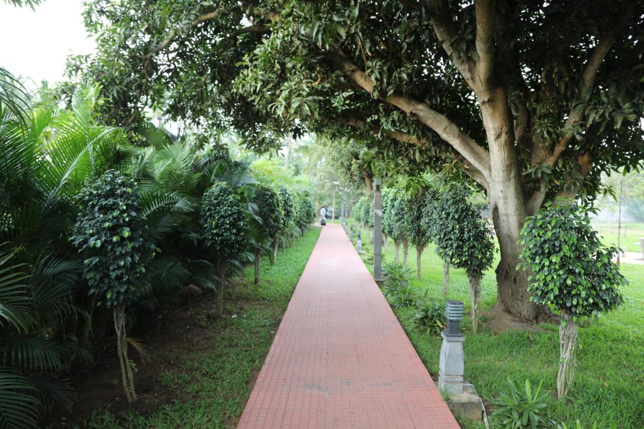 Celebrity Resort Chennai Tambaram Luaran gambar