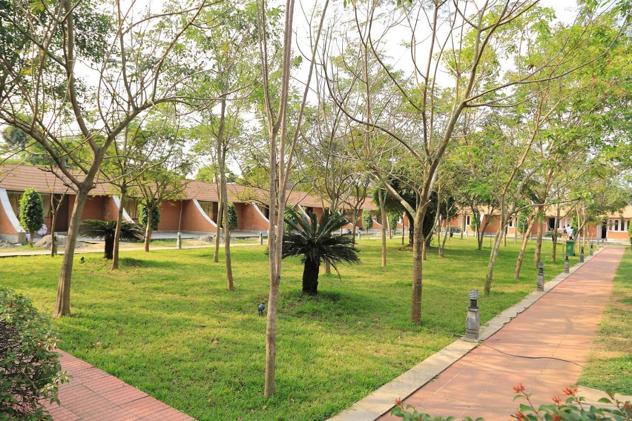 Celebrity Resort Chennai Tambaram Luaran gambar